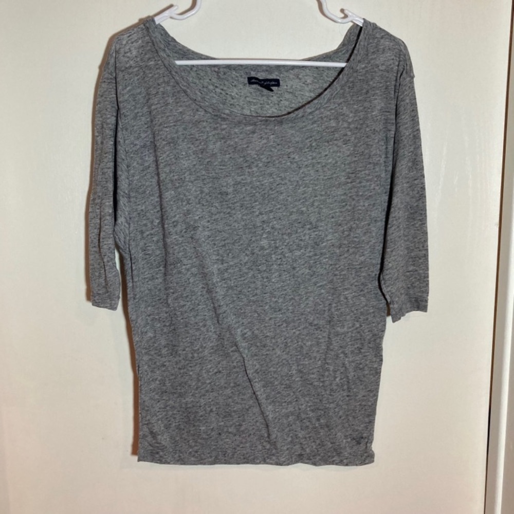 American‎ Eagle basic grey top XS